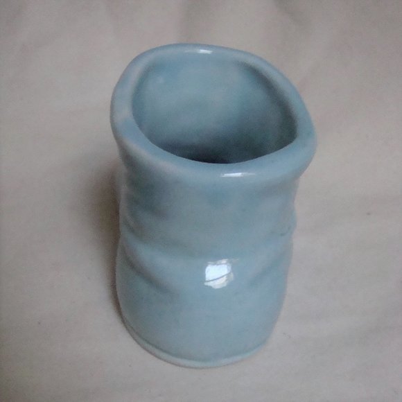VTG Blue Ceramic Baby Shoe Nursery Planter Small - Picture 4 of 8